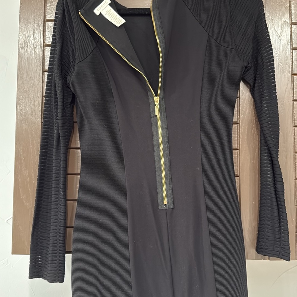 Cache Dress - Picture 3 of 4